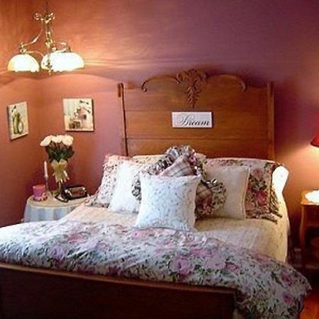 Clydesdale House Bed & Breakfast Barrie Luaran gambar