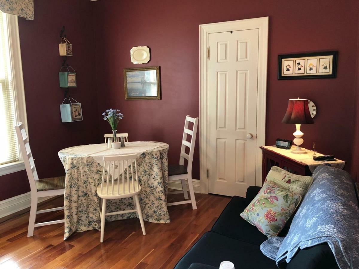 Clydesdale House Bed & Breakfast Barrie Luaran gambar
